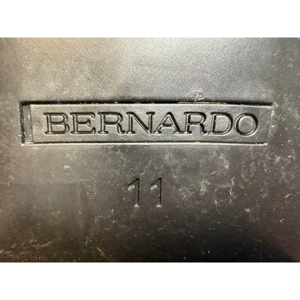 Bernardo black rubber
